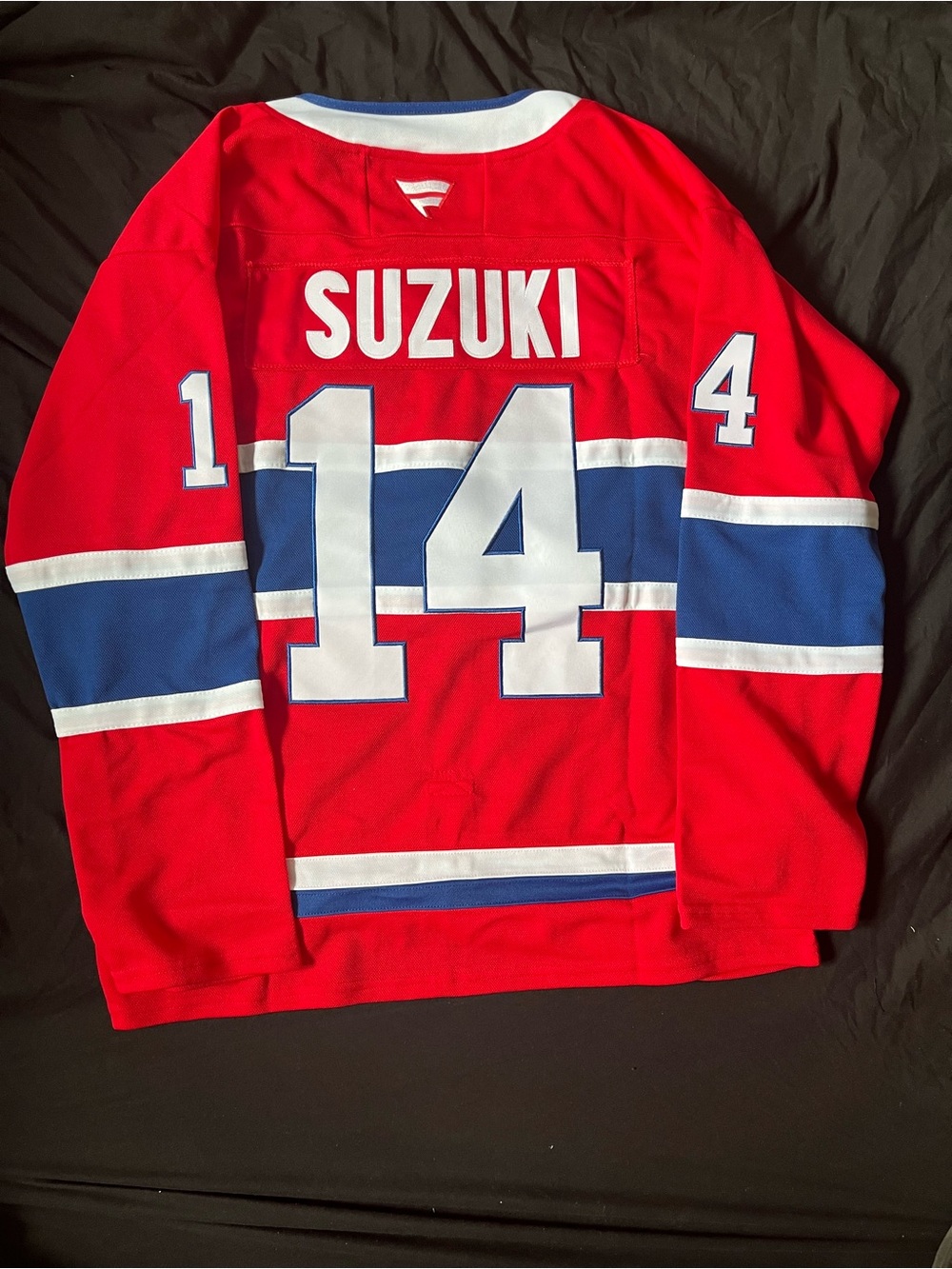 NEW Nick Suzuki Montreal Canadiens Hockey Jersey With Fight Strap! Size XL